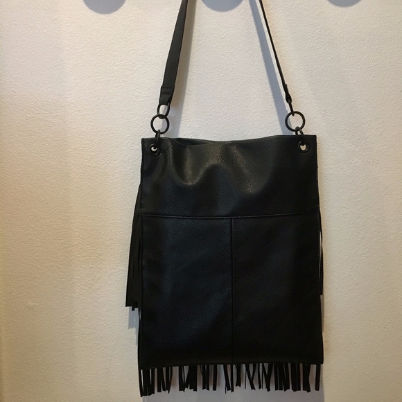 Leith Layered Fringe Leather Shoulder Bag - Picture 2 of 5